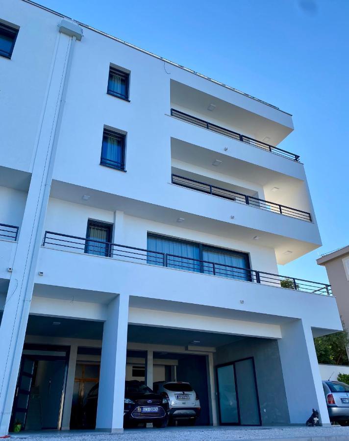 Zen Residence Brist Exterior photo
