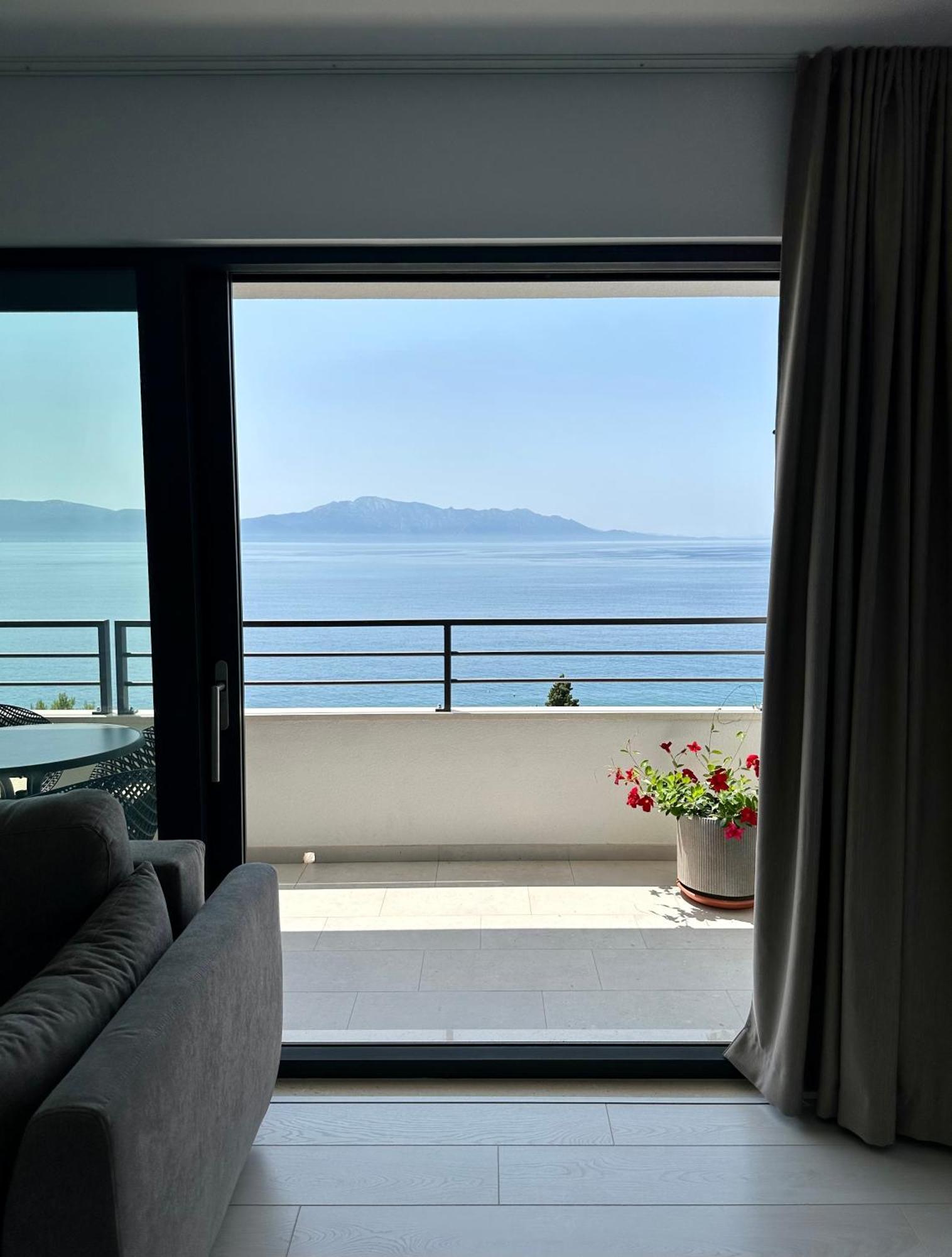 Zen Residence Brist Exterior photo